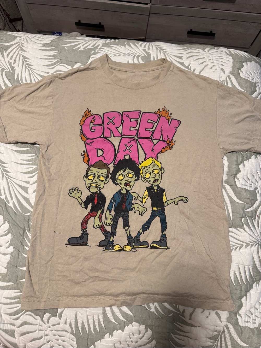 Vintage Oversized Green Day Zombie Tee - Picture 1 of 2